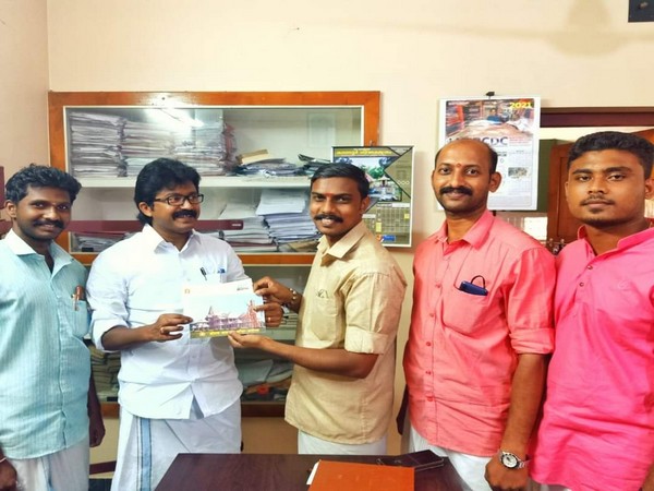 The photo of Congress MLA Eldhose Kunnappilly donating for the construction of Ram Temple went viral on social media. 