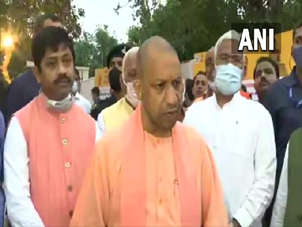 Uttar Pradesh Chief Minister Yogi Adityanath (centre) (Photo/ANI)