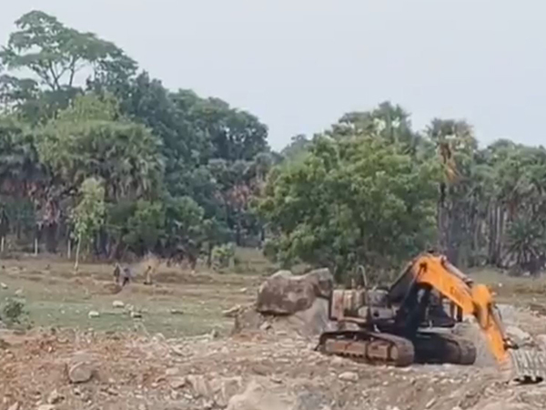 The BDS (Bomb Disposal Squad) team destroyed the recovered IED on the spot (Photo/Sukma Police)