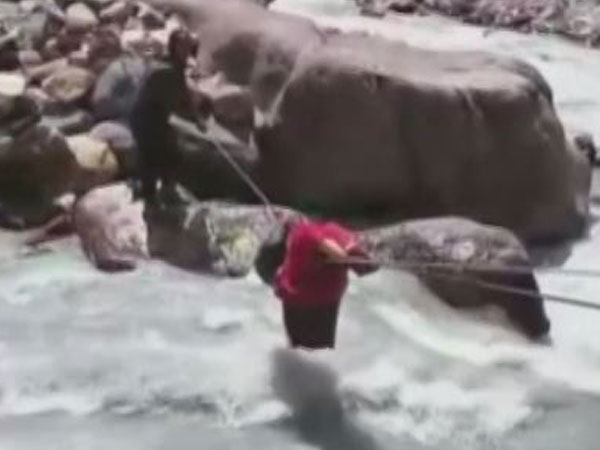 Visual of rescue operations by ITBP in Pithoragarh (Photo/ANI)