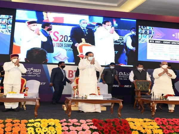 Vice President, M. Venkaiah Naidu inaugurating the Bengaluru Tech Summit (BTS) 2021 in Bengaluru today. (Photo/ANI)
