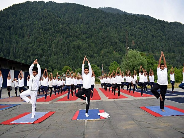 CISF designates Nobel Force to conduct yoga demonstration on the eve of World Yoga Day 2019 in Uri, Jammu and Kashmir on Thursday. 