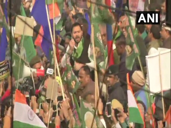 RJD leader Tejashwi Yadav participated in rally against CAA and NRC in Patna on Saturday 