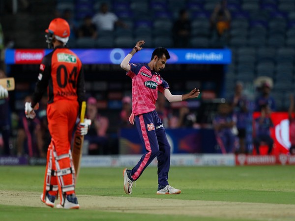 Yuzvendra Chahal celebrates after taking wicket against Sunrisers Hyderabad (Image: IPL Twitter)