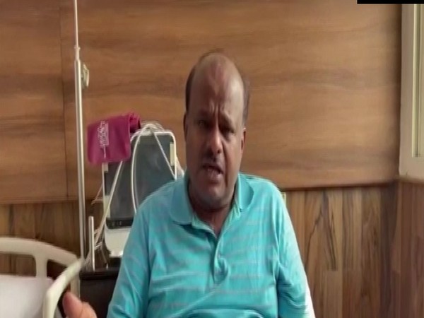 HD Kumaraswamy speaking to ANI at hospital in Bengaluru. (Photo/ANI)
