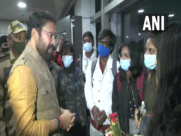 Union Minister G Kishan Reddy welcomes Indians stranded in Ukraine, at Delhi airport (Photo/ANI)