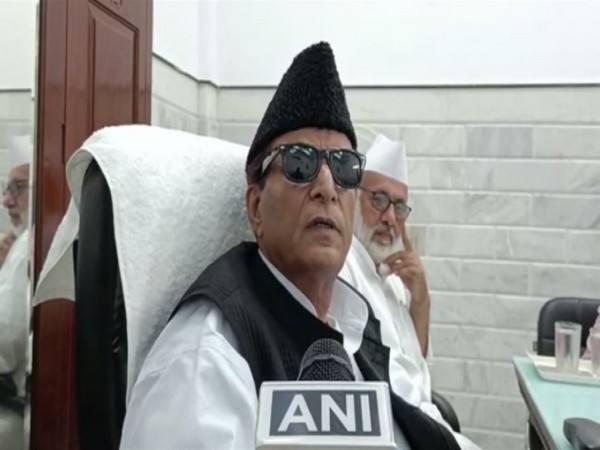 Samajwadi Party leader Azam Khan (Photo:ANI)