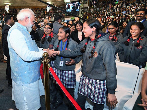 Prime Minister Narendra Modi with students (File photo/ANI)