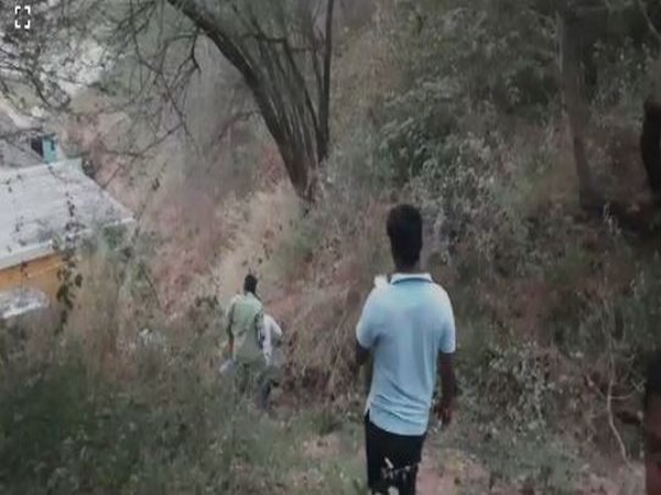 Visuals of rescue operations to save the girl's life (Photo/ANI)