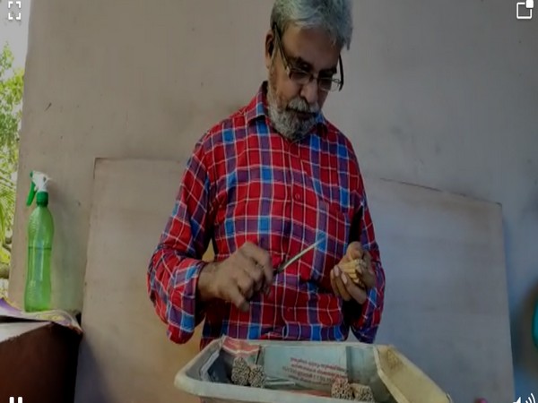 Beedi worker Janardhanan (Photo/ANI) 