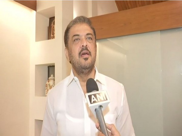 Maharashtra Animal Husbandry Minister Sunil Kedar (Photo/ANI)