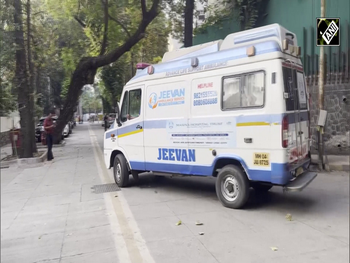 Actor Dharmendra discharged from breach candy hospital following medical treatment, returns home