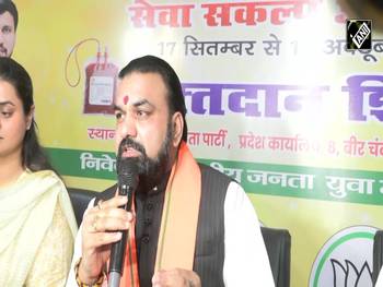 Patna में PM Modi के Birthday पर CM SamratChaudhary ने रक्तदान कार्यक्रम में हुए शामिल