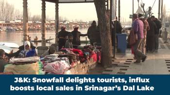 RAW-J&K: Snowfall delights tourists, influx boosts local sales in Srinagar’s Dal Lake